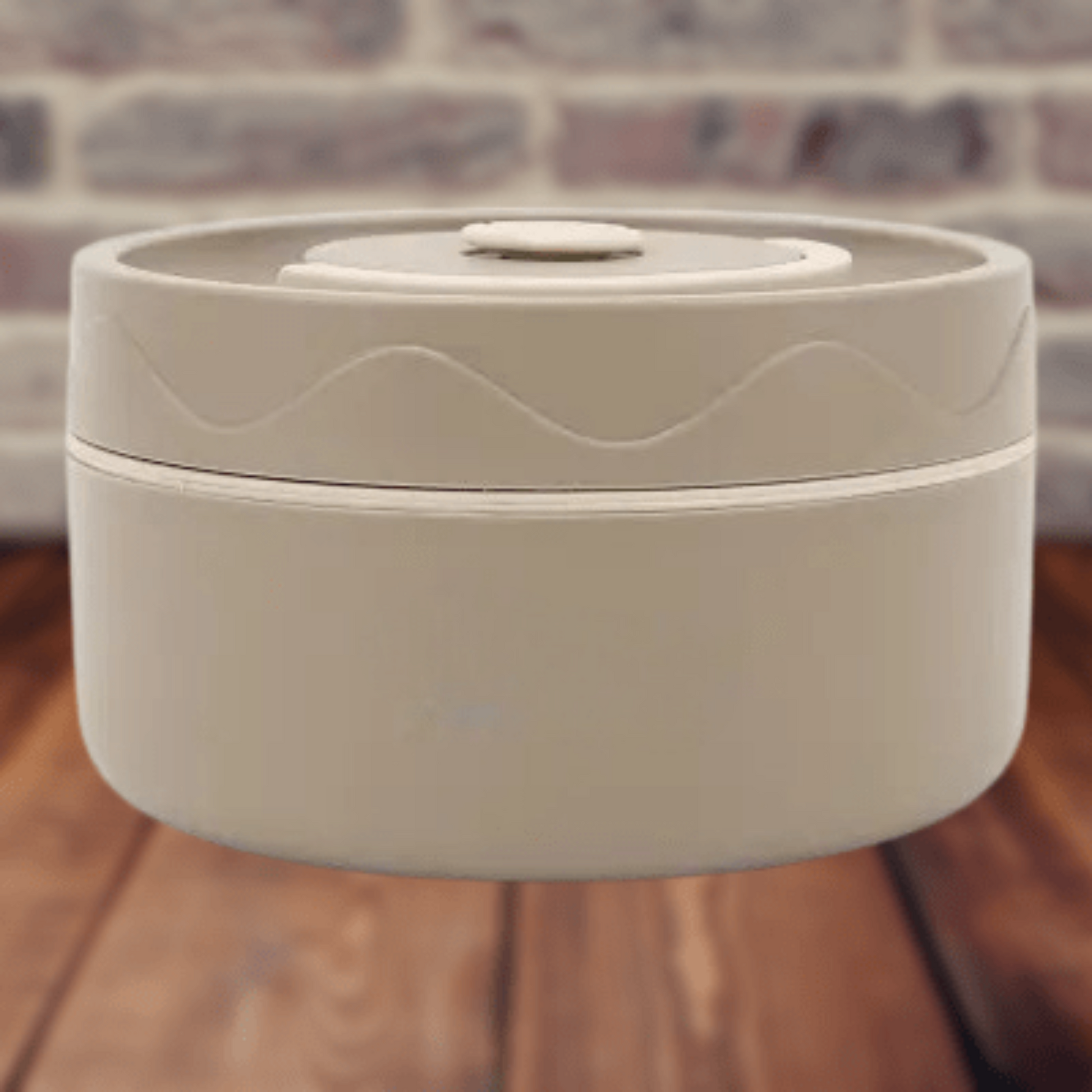 Boîte Repas Isotherme - NewThermalLunchBox™ - Marron - Plan dinette
