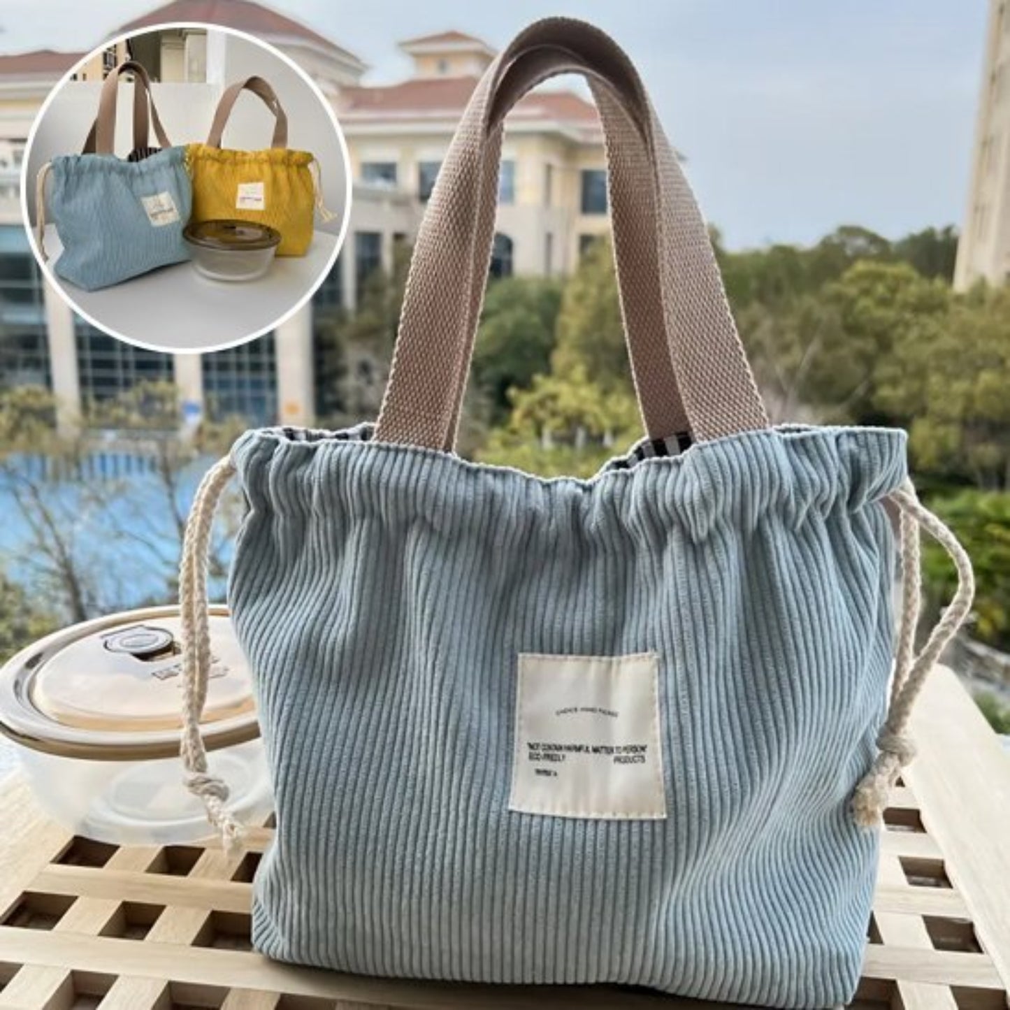 gros plan-lunch bag bleu | tisac - Plan dinette